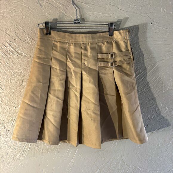 Beverly Hills Polo Club Pleated School Uniform Skirt NWT SZ 14 - Picture 1 of 5